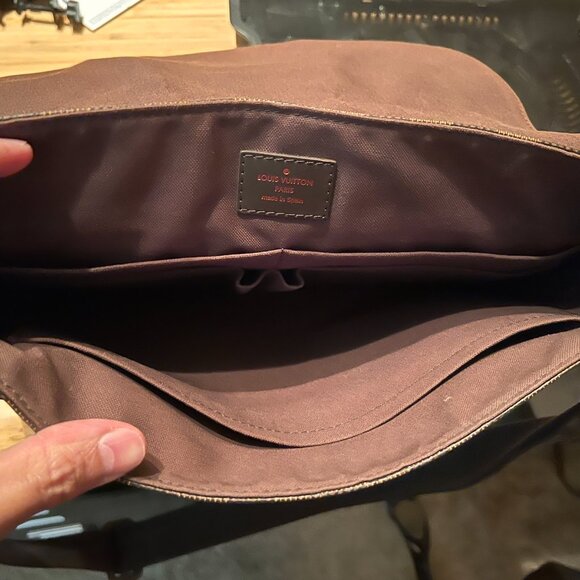 Louis Vuitton Damier Graphite Messenger MM, Mint 99% Like New, Gift, w/ Dust Bag - Picture 3 of 8